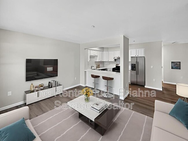 Photo - 510 Westchester Ave