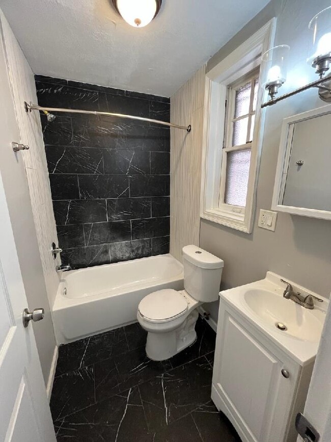 Photo - Stuart Apartments