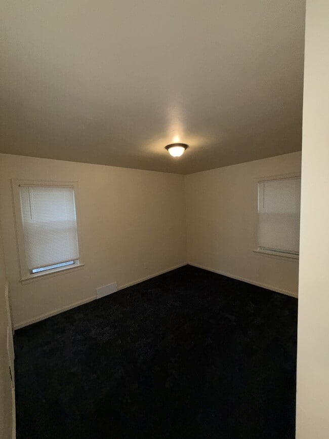 Photo - 9384 Rutherford St Unit 3