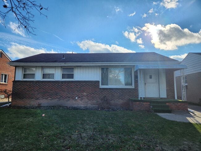 Photo - 1633 Emmons Blvd