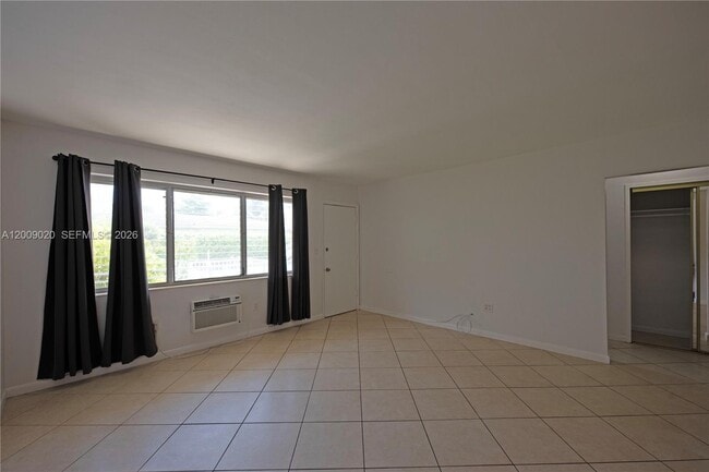 Photo - 2250 Bay Dr Unit 4