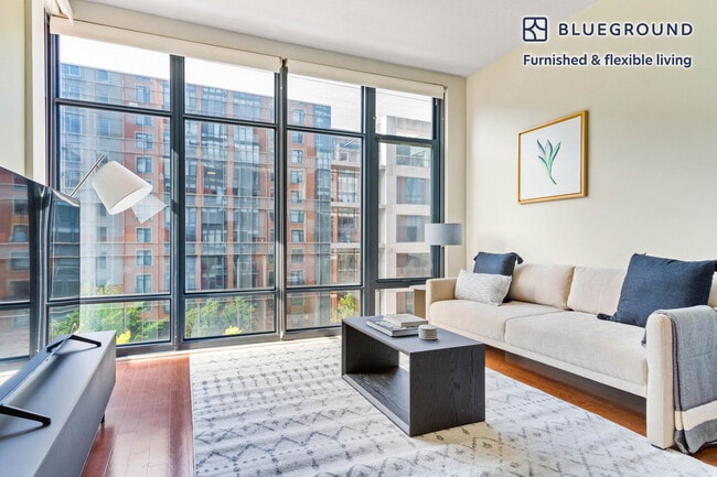 Building Photo - 425 Massachusetts Ave NW Rental