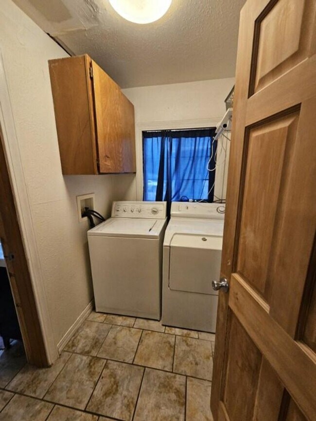 Photo - 1923 8th Ave N Unit Upper