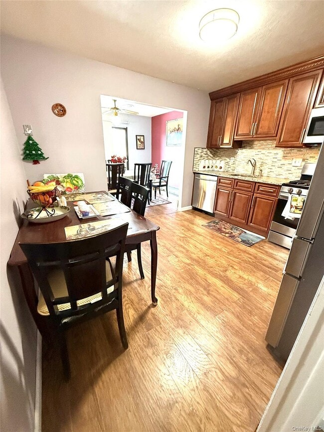 Photo - 138 Country Club Ln