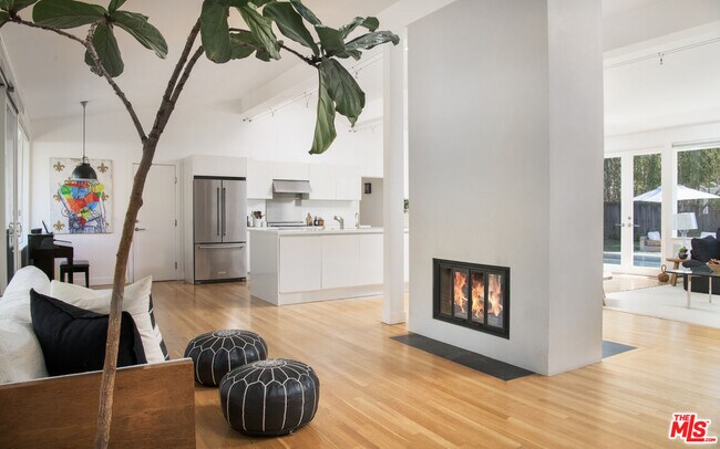 Photo - 6750 Fernhill Dr