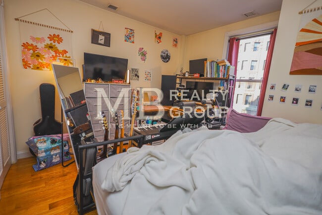 Photo - Symphony Apartments