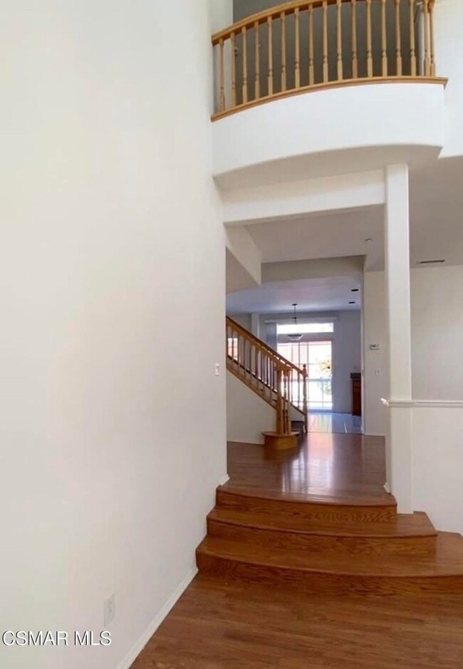 Photo - 4833 Mascagni St