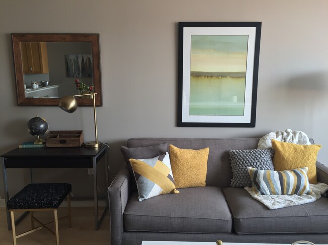 Amplio espacio para el entretenimiento. - 250 King St Unidad 1012