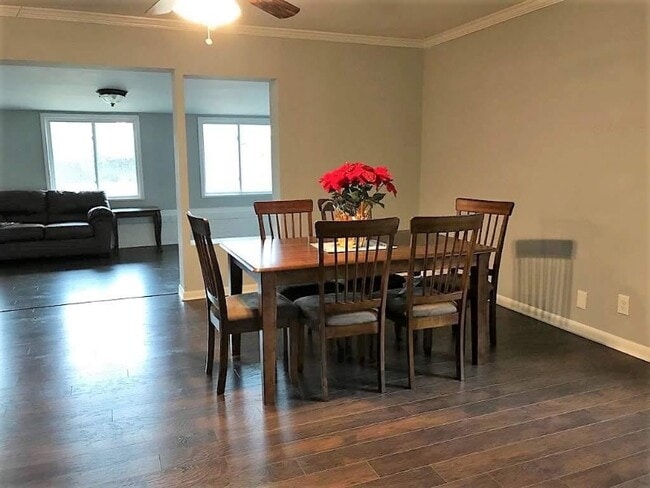 Photo - 1704 Bob White Dr