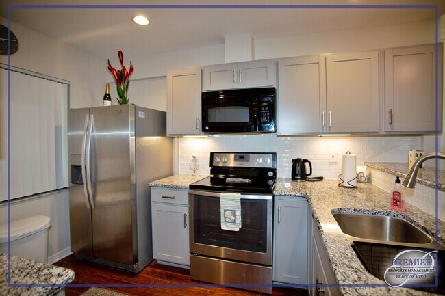 Building Photo - 9871 Citadel Ln