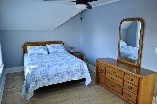 Photo - 838 E Washington St