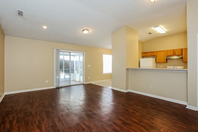 Photo - 5872 Liska Dr