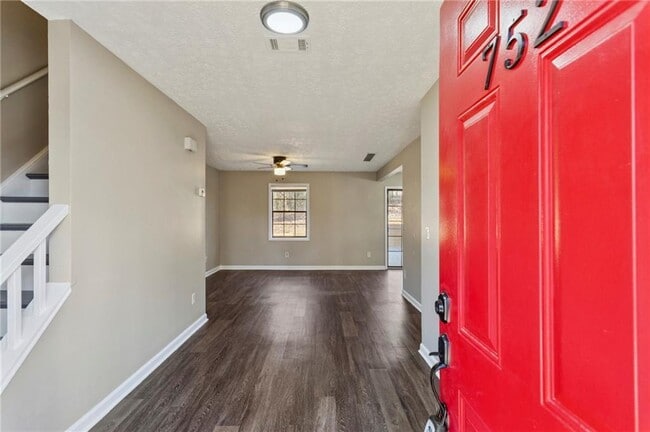 Photo - 752 Barnes Mill Trace NE