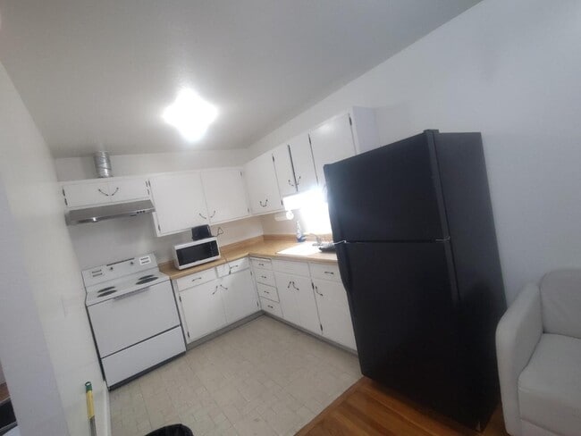 Photo - 2232 Channing Way