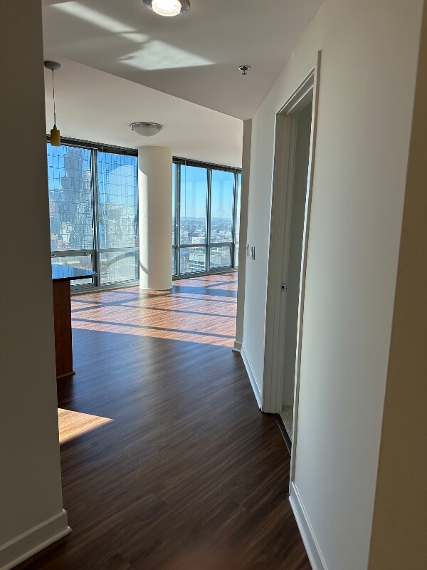 Photo - 1277 S Michigan Ave