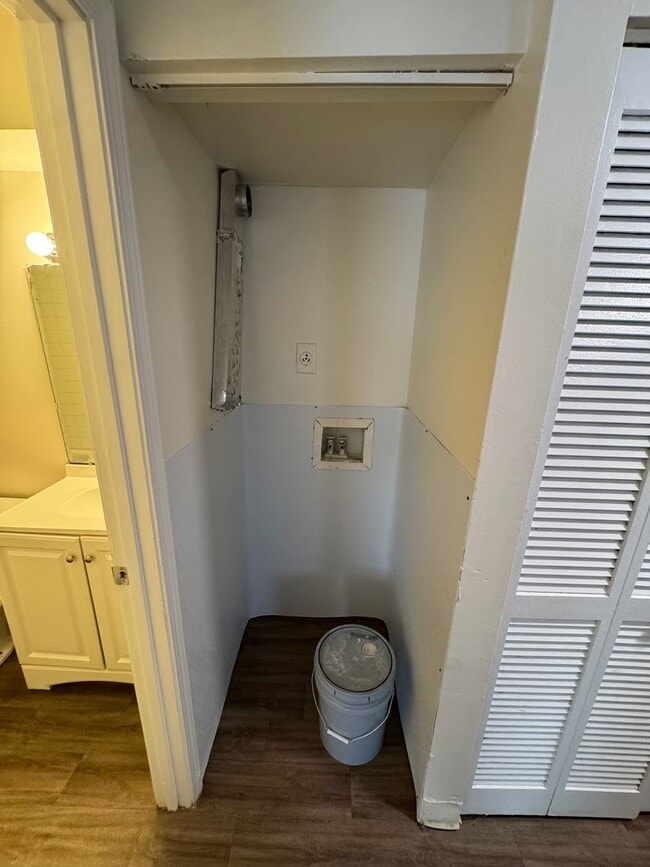 Photo - 3 Bedroom/1 Bath in Old Louisville Unit 1135-102