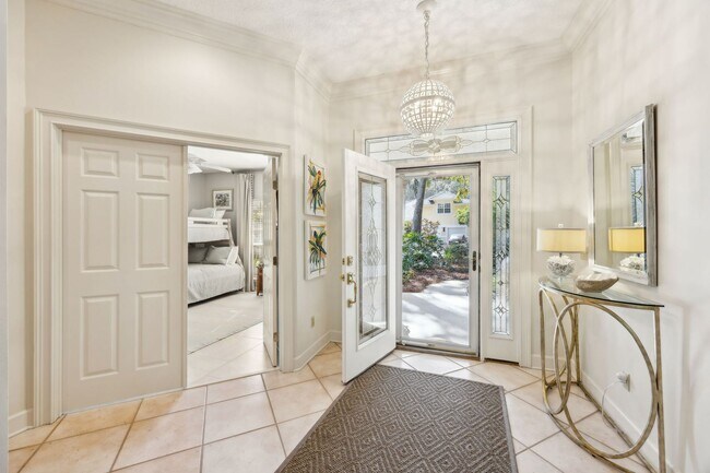 Photo - Ocean Village, 3 bed, 2 bath, FULLY furnished home! Walk to the Beach!