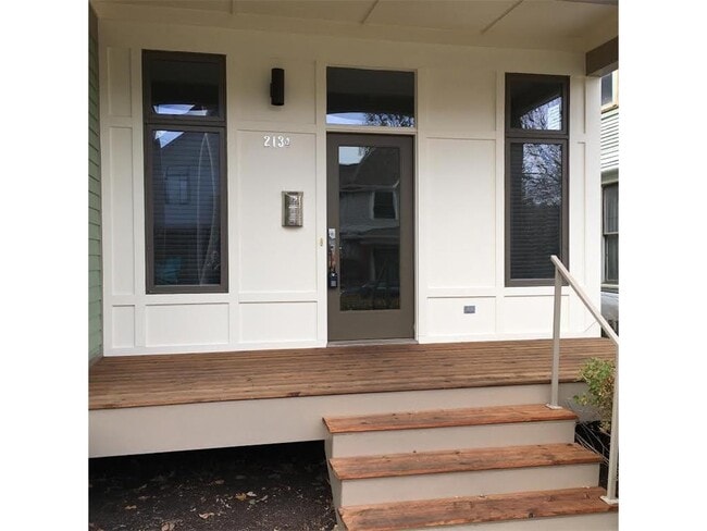 Photo - 2134 N Pennsylvania St