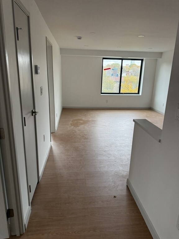 Building Photo - 1243 Beacon St Unit 5A