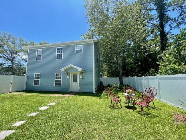 Photo - 148 20th Ave