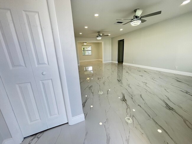 Photo - 1307 SW 24th St