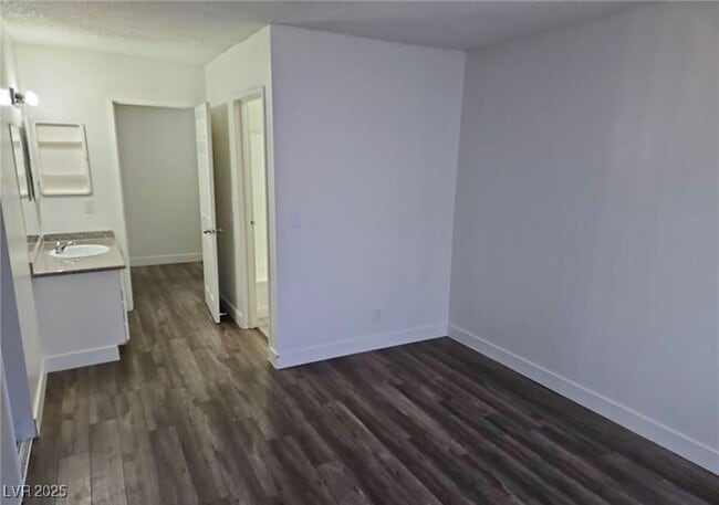 Photo - 5235 Gray Ln