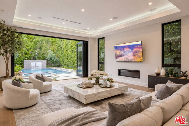 Photo - 6361 Drexel Ave