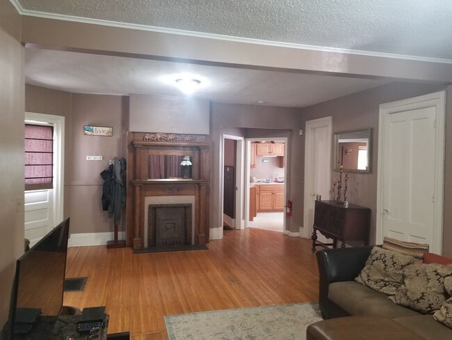 Photo - 257 Park Ave Unit Lower