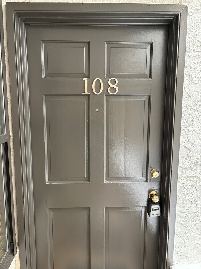 2409 Leon St Unit 108