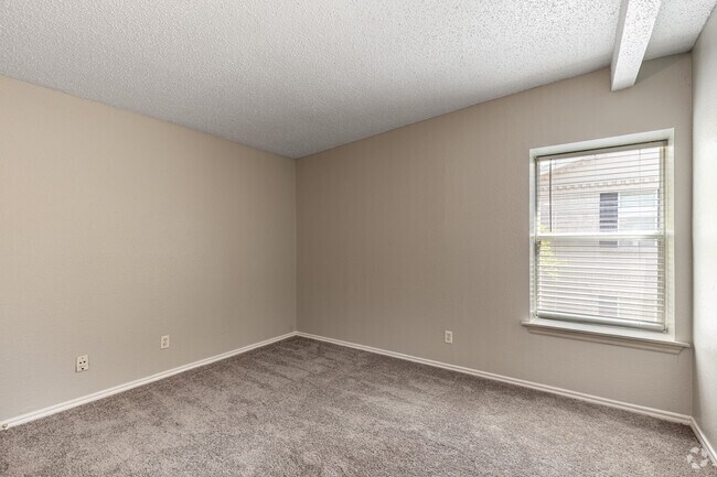 2BR, 1BA - 840SF - Bedroom - Amherst Oaks