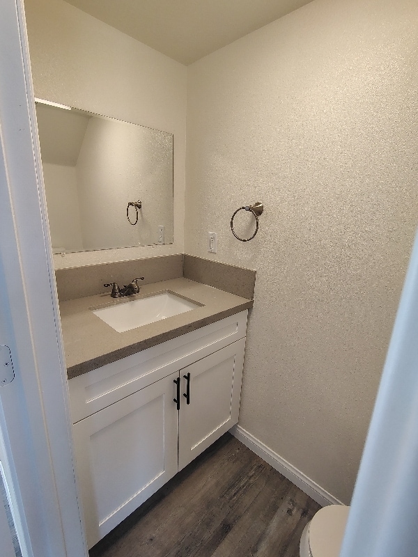 Photo - 2010 Larcus Ave