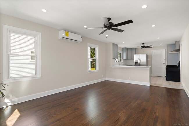 Photo - 634 Courtland Ave