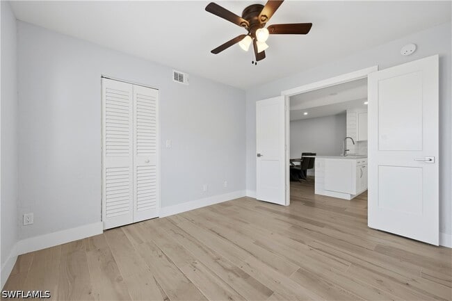 Photo - 1330 Derbyshire Ct Unidad E101
