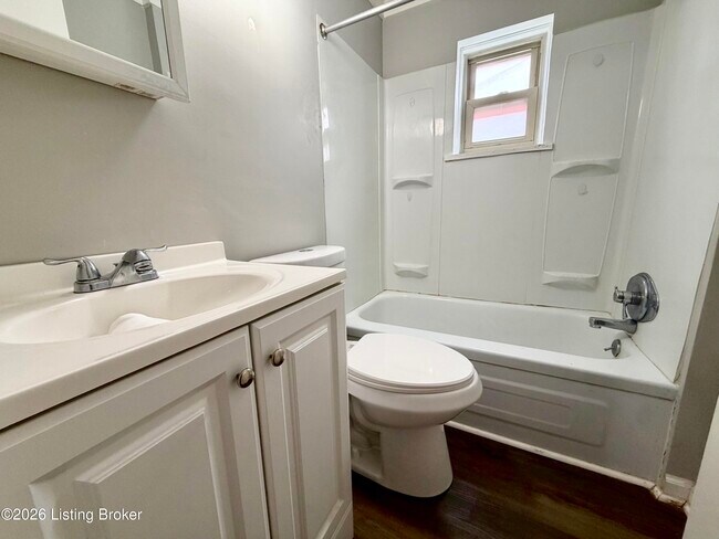 Photo - 206 N Oak St Unit 6
