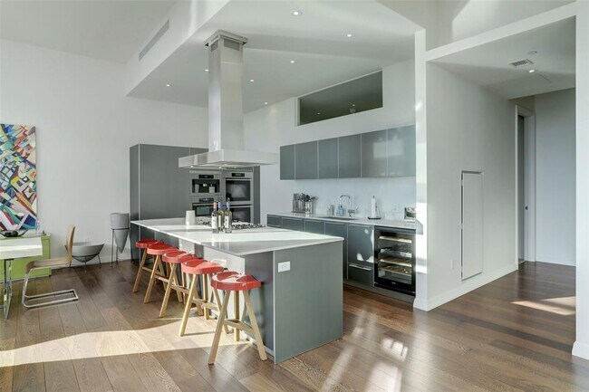 Photo - 210 Lavaca St Unidad 3401 Rental