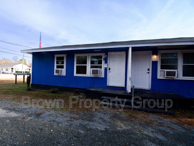 Photo - 412 Lake Ave