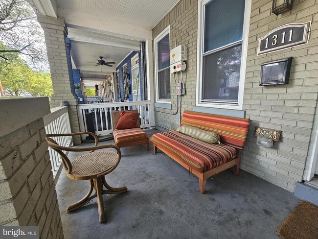 Photo - 1311 S St SE