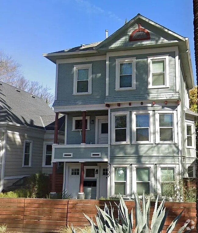 Building Photo - 2409 I St Unit B Rental