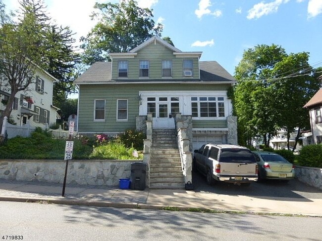 Photo - 133 Western Ave