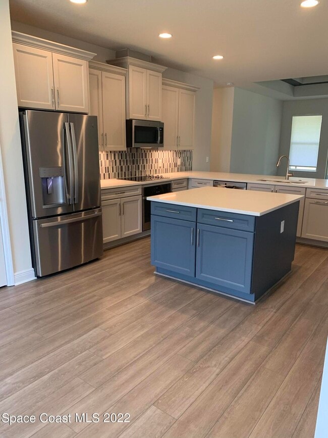 Photo - 1893 Killian Dr