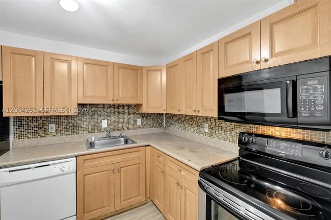 Photo - 4804 NW 79th Ave Unit 102