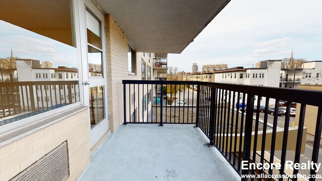 Photo - 16 Monmouth Ct