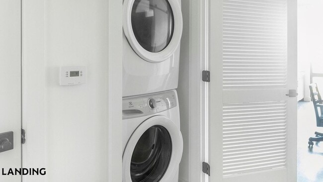 Photo - 1007 S Mint St Unit 800