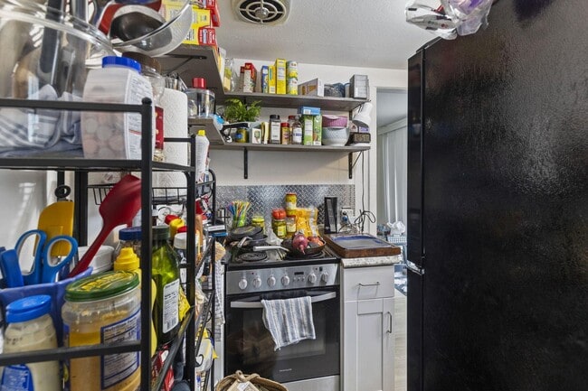 Photo - 916 NE 11th St