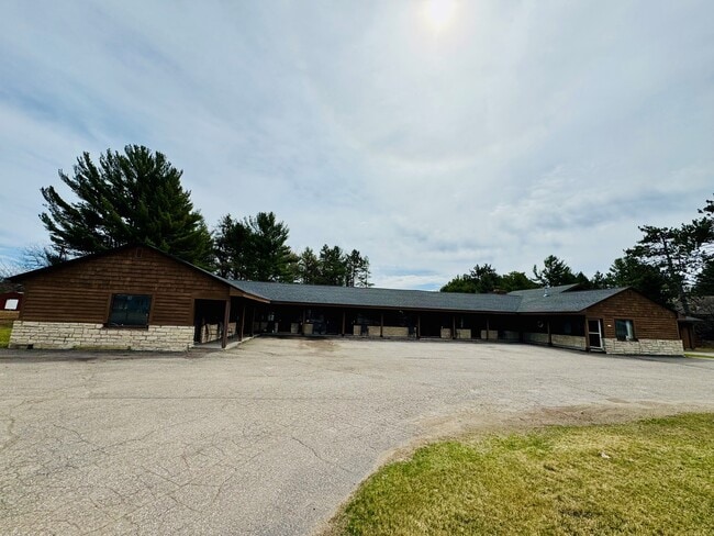 Building Photo - 7528 US-51 Unit #2