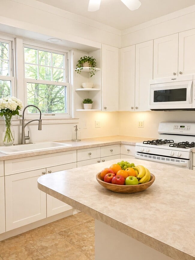 Photo - 1407 70th St Unit #2