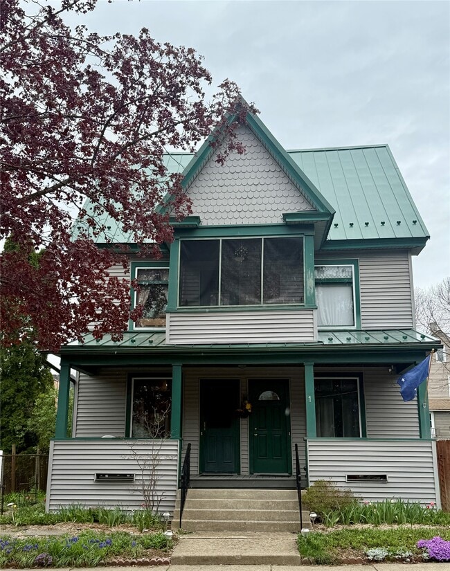 Building Photo - 1 Euclid Ave Unit 1