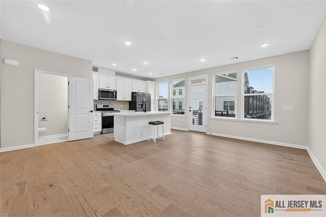 Photo - 505 Sadie Cir