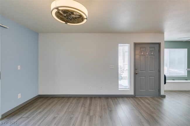 Building Photo - 3168 Tarpon Unit 103