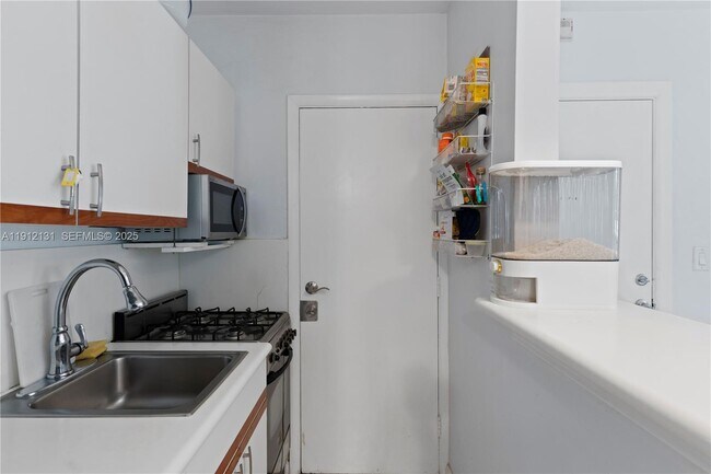 Photo - 6310 SW 79th St Unit 1